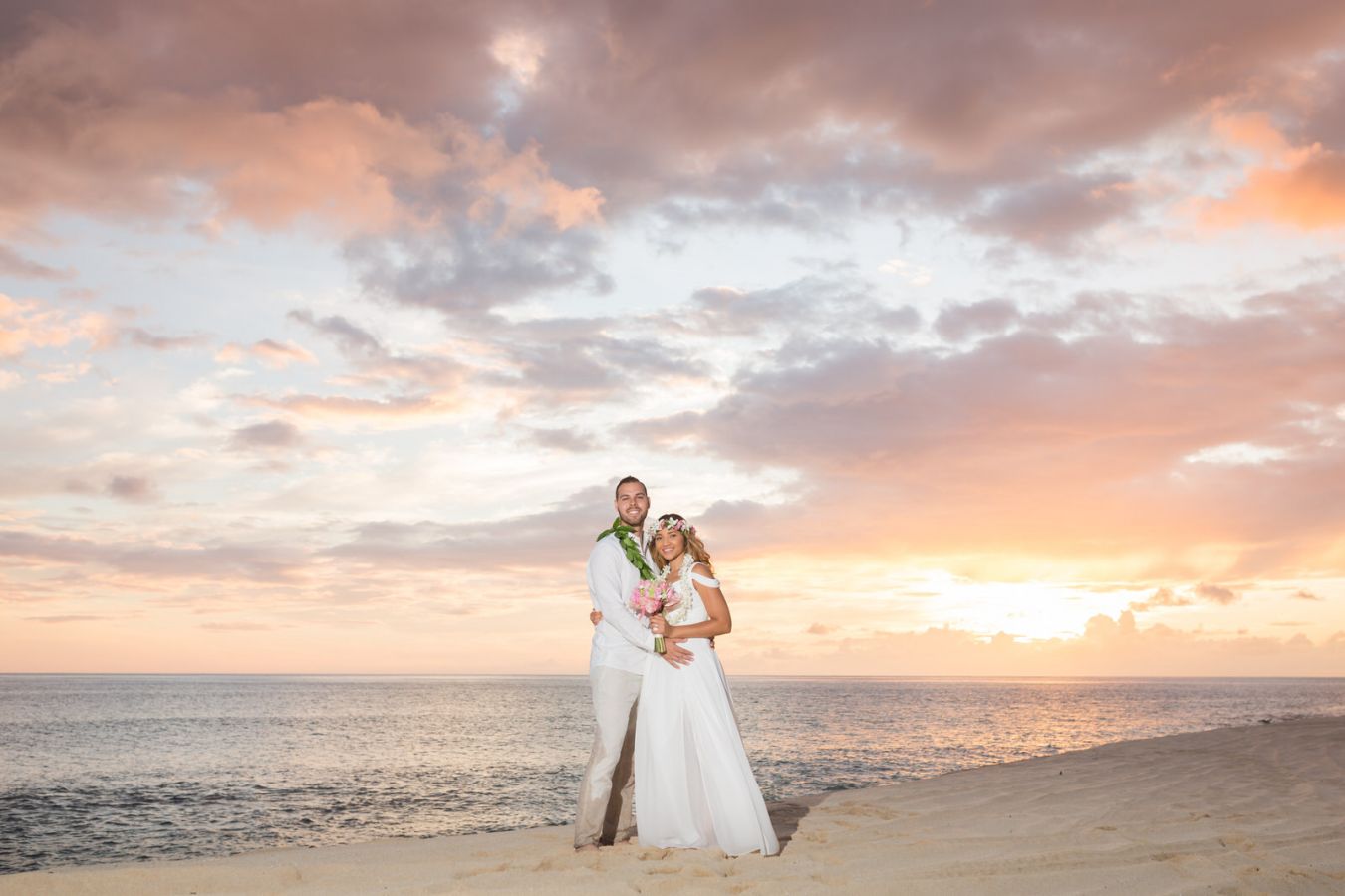 Simple Oahu Wedding - Wedding Planner in Honolulu, Hawaii