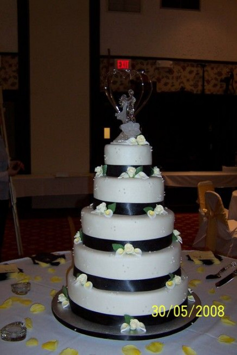  CAKES  BY CATHY INC Bridal Cake  Baker in Indianapolis  